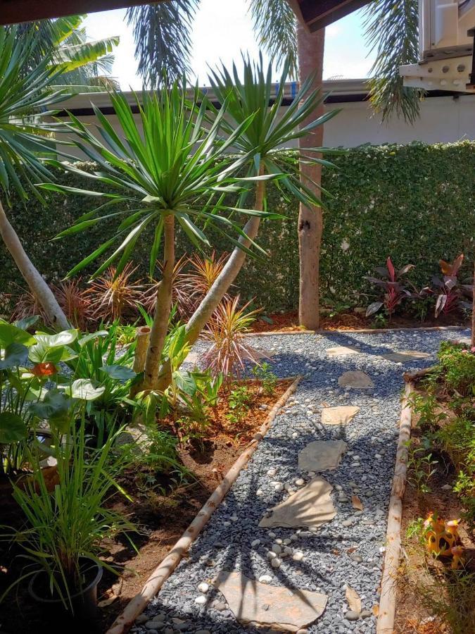 Lemon Tree Naturist Resort Naiharn Beach Phuket Exterior foto